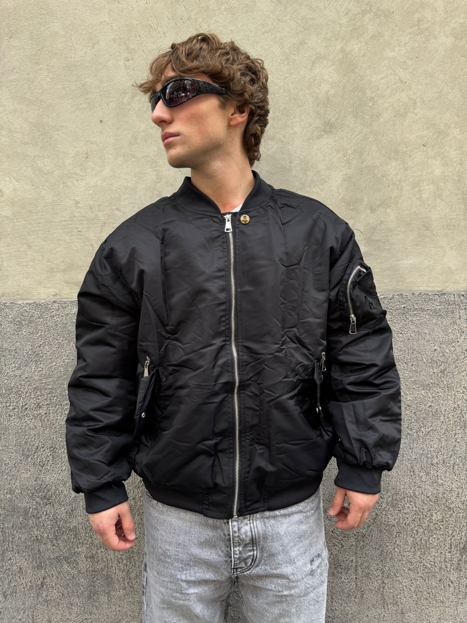 Bomber con Zip sul retro Nero